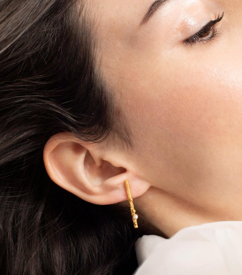 Pendientes dorado GUSPIRA