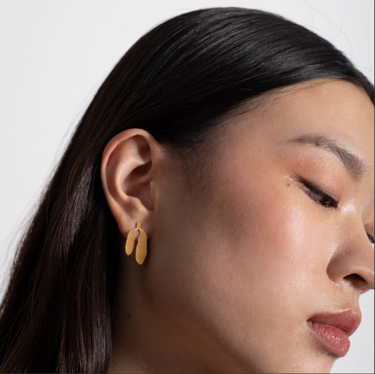 Pendientes pequeños dorados Silvela