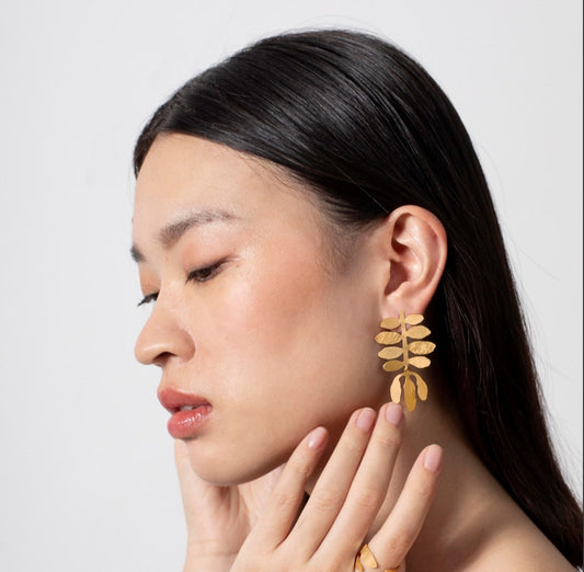 Pendientes grandes dorados Silvela/PRÓXIMAMENTE