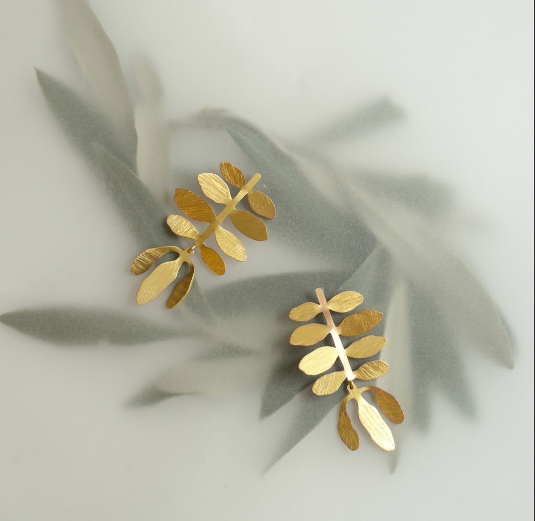 Pendientes grandes dorados Silvela