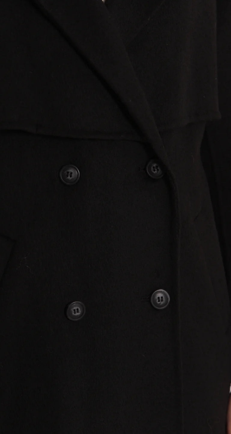 Abrigo negro
