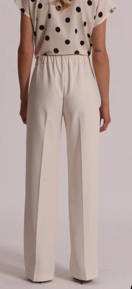 Pantalón Beige