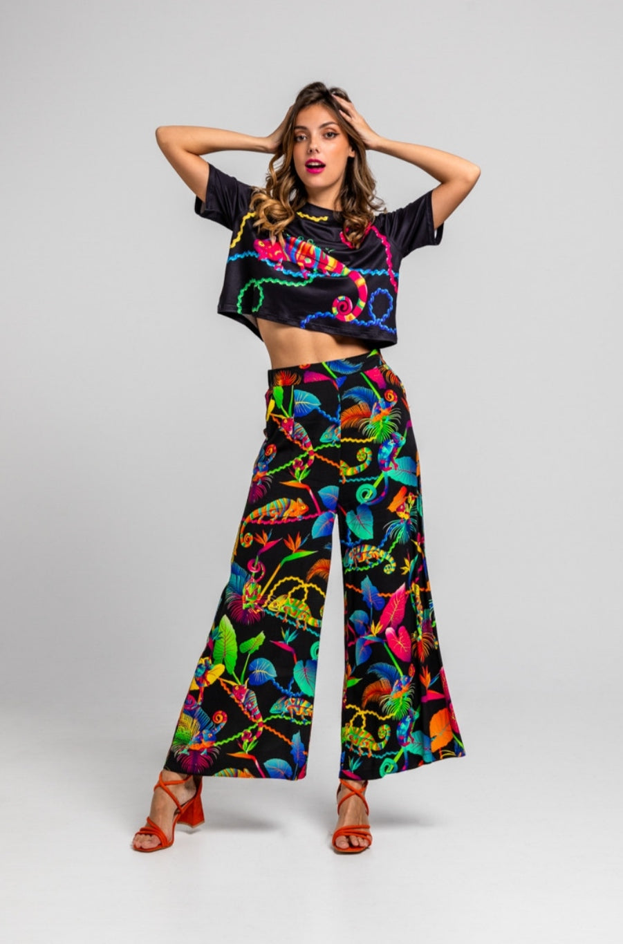 Camiseta crop Camaleónica