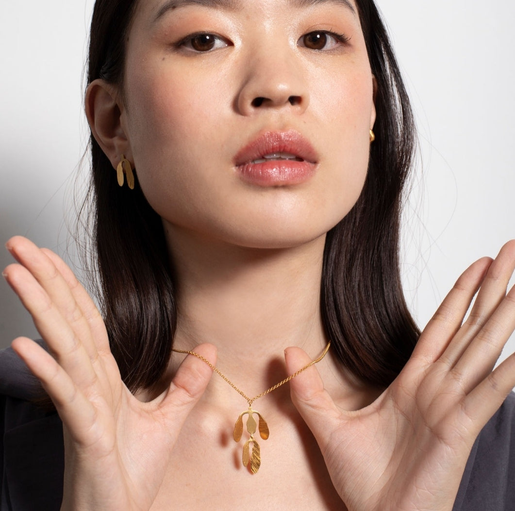 Colgante dorado Silvela