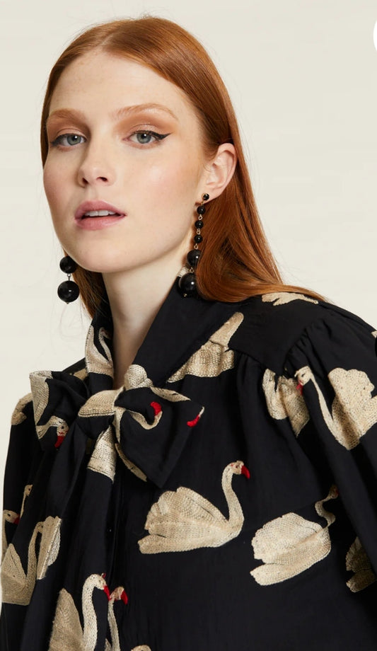 Blusa Cisnes
