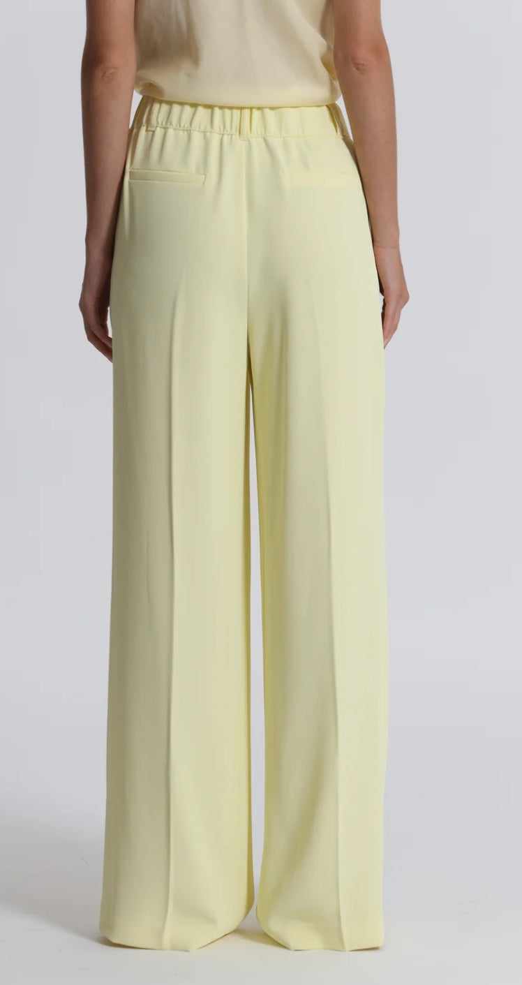 Pantalón traje Amarillo